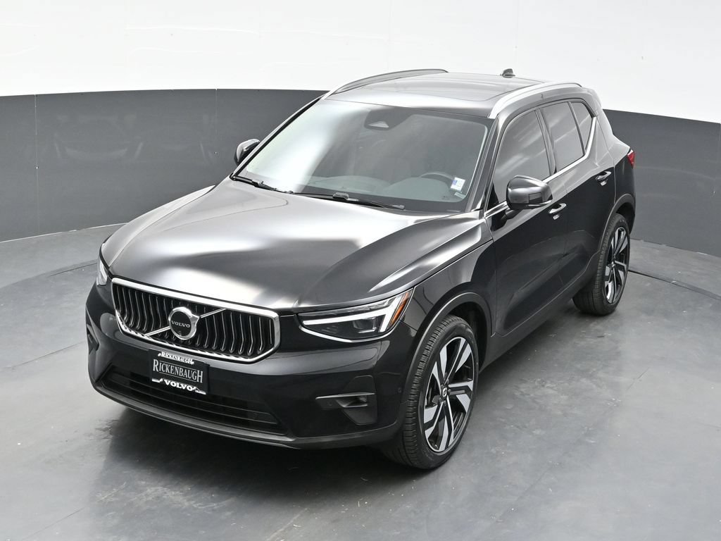 Used 2024 Volvo XC40 B5 Ultimate w/ Protection Package Premier AWD/4WD image 32