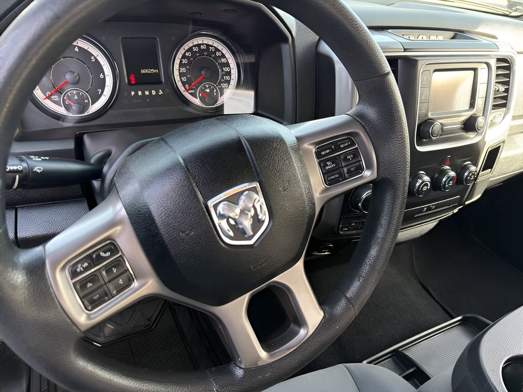 Used 2021 RAM 1500 Classic SLT image 29