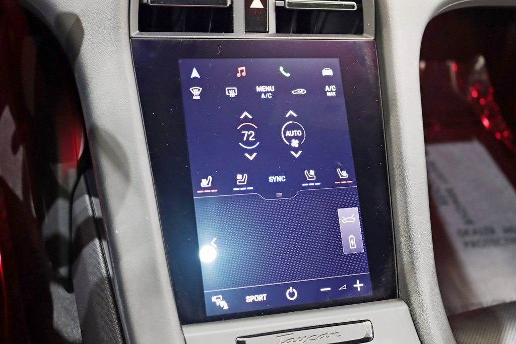 Used 2021 Porsche Taycan 4S image 26