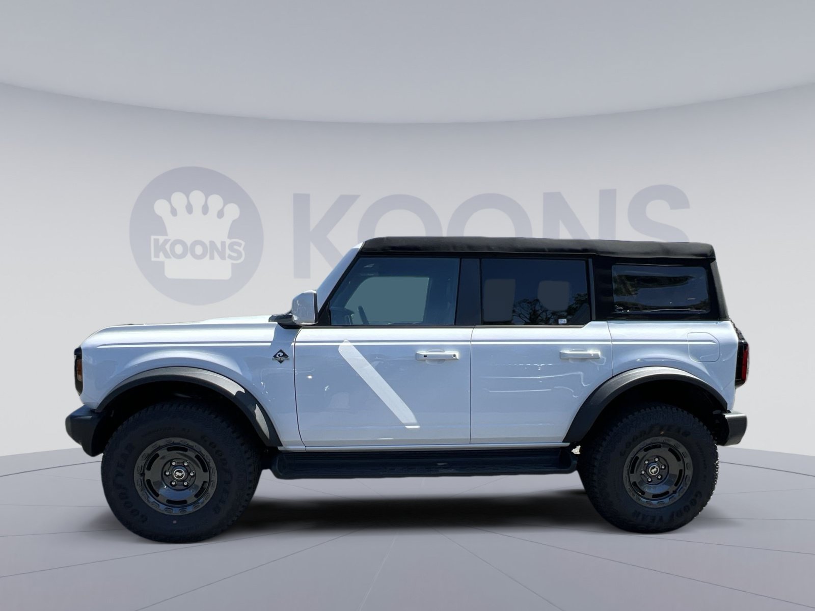 New 2025 Ford Bronco Outer Banks w/ Sasquatch Package AWD/4WD image 13