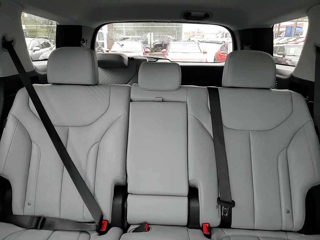 Certified 2023 Hyundai Palisade SEL image 23