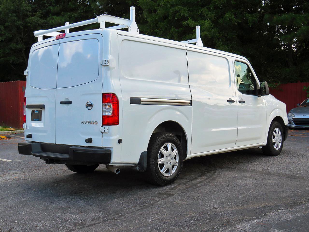 Used 2018 Nissan NV 1500 S w/ Rear Door Glass Package RWD image 7