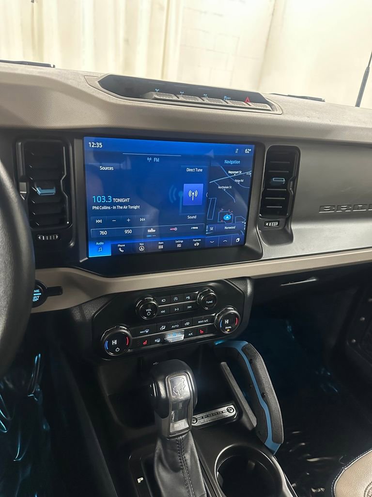 Used 2021 Ford Bronco Wildtrak image 23