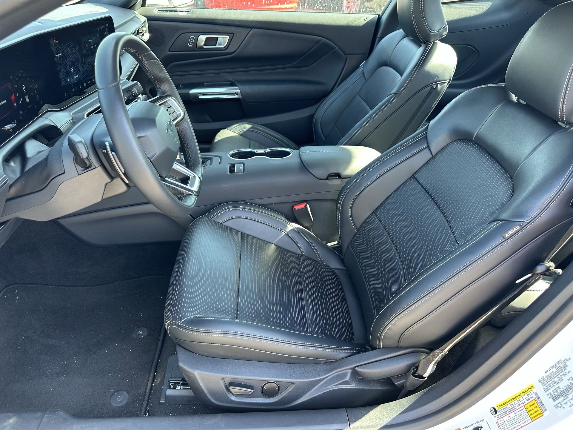 Used 2025 Ford Mustang GT Premium RWD image 13