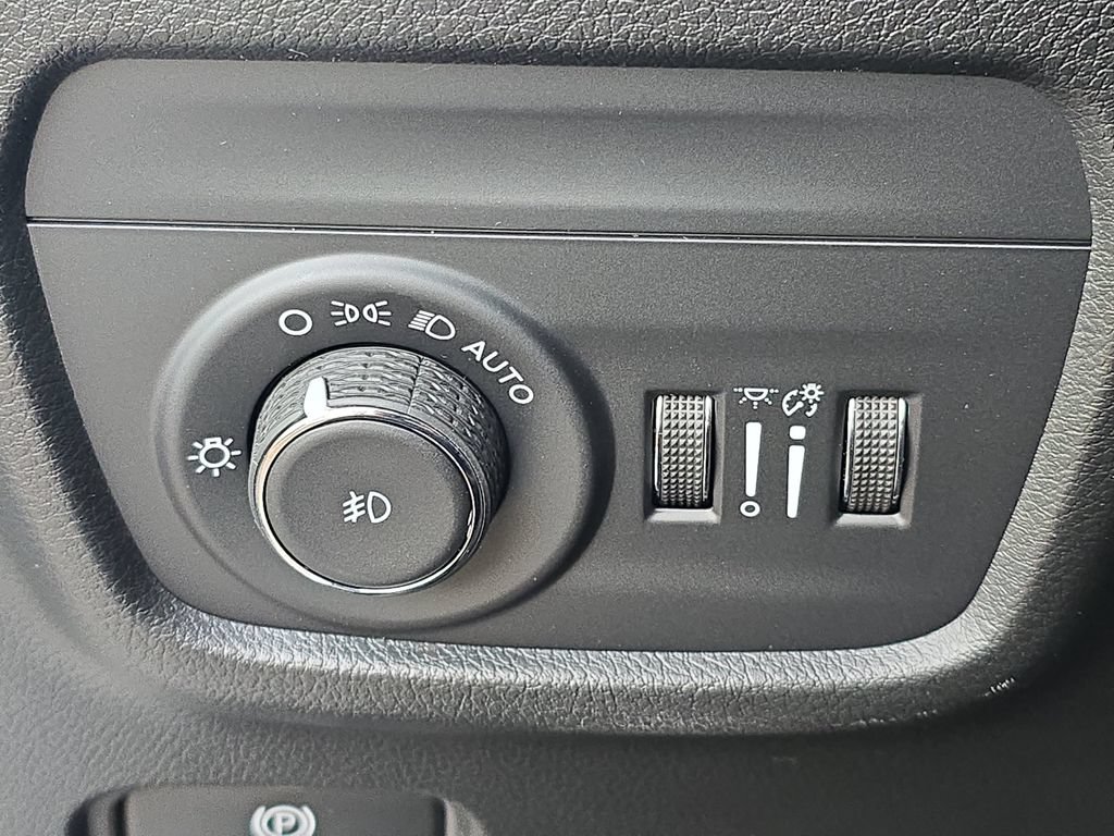 New 2026 Jeep Grand Cherokee Limited AWD/4WD image 24