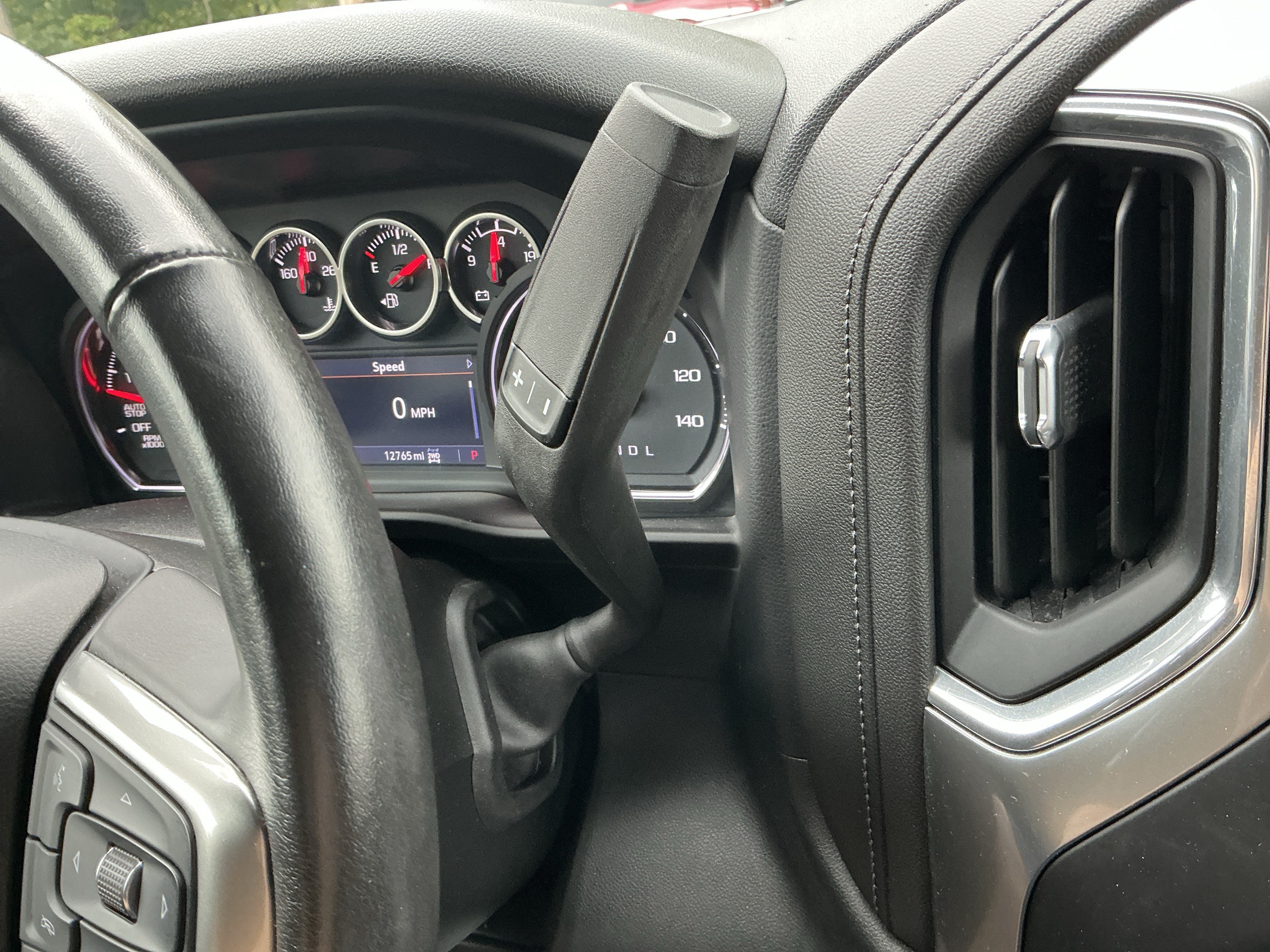 Used 2020 Chevrolet Silverado 1500 RST AWD/4WD image 25