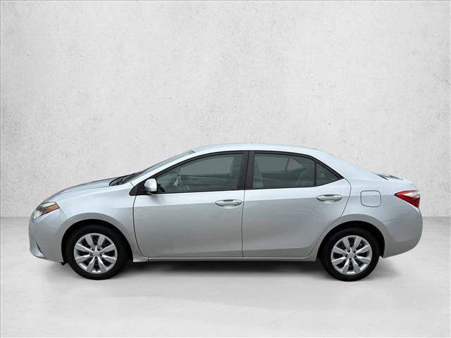 Used 2016 Toyota Corolla LE FWD image 8