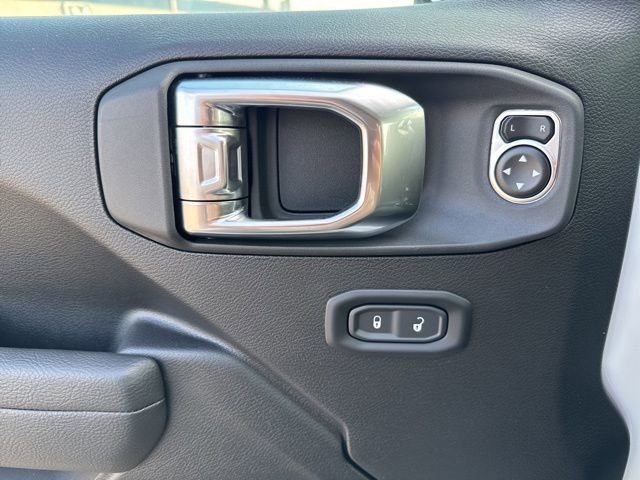 New 2025 Jeep Gladiator Sport image 38