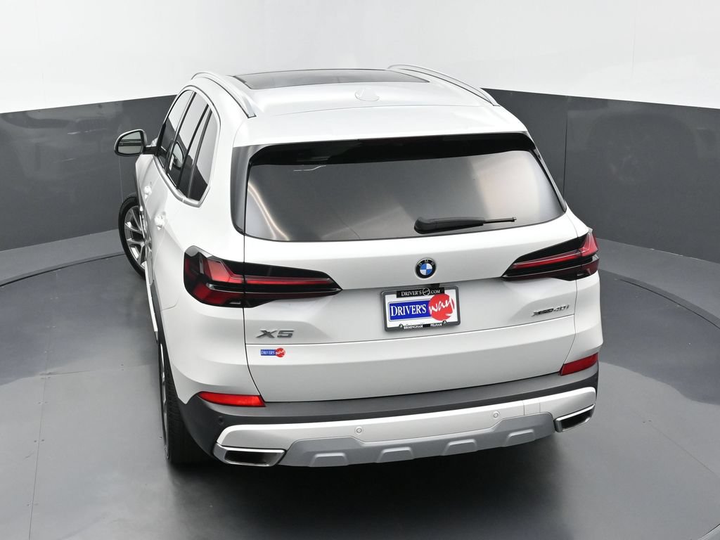 Used 2024 BMW X5 xDrive40i w/ Premium Package AWD/4WD image 36