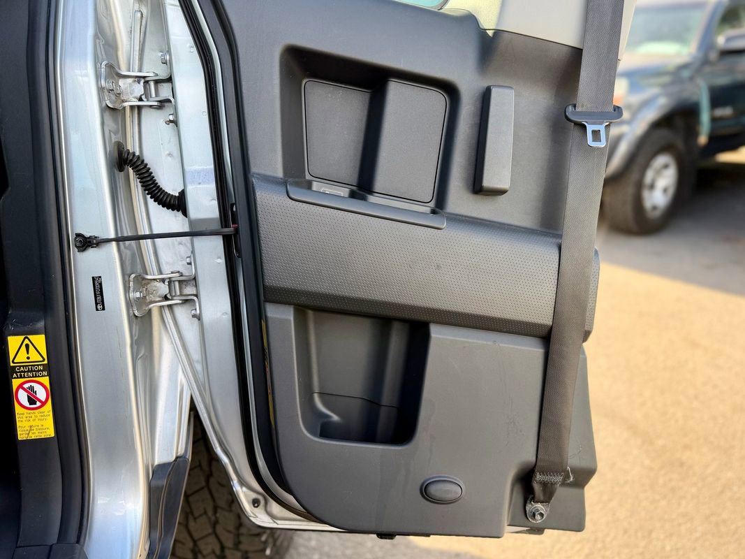Used 2007 Toyota FJ Cruiser 4WD image 18