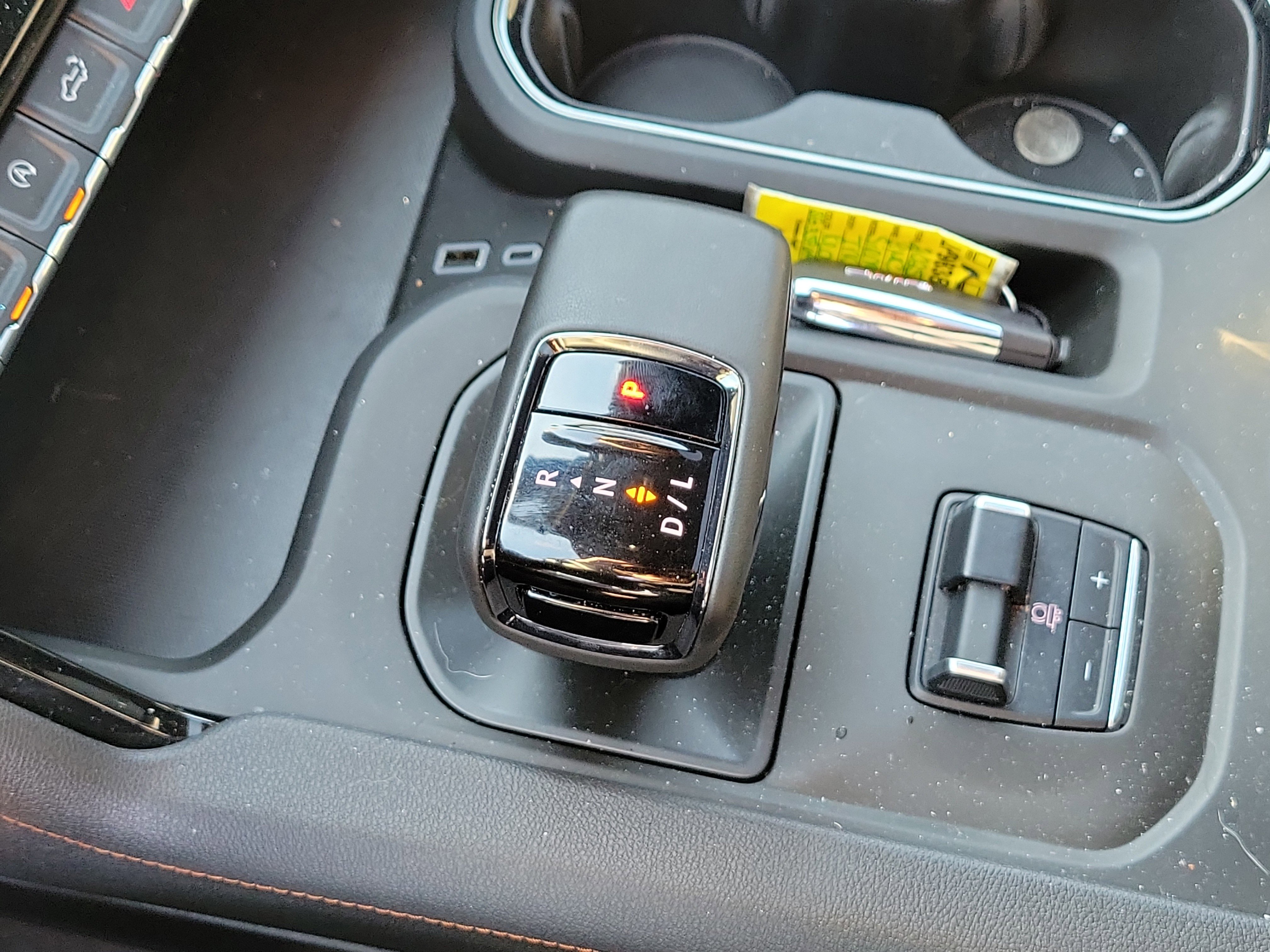 Certified 2025 GMC Sierra 1500 AT4 w/ AT4 Premium Package image 29