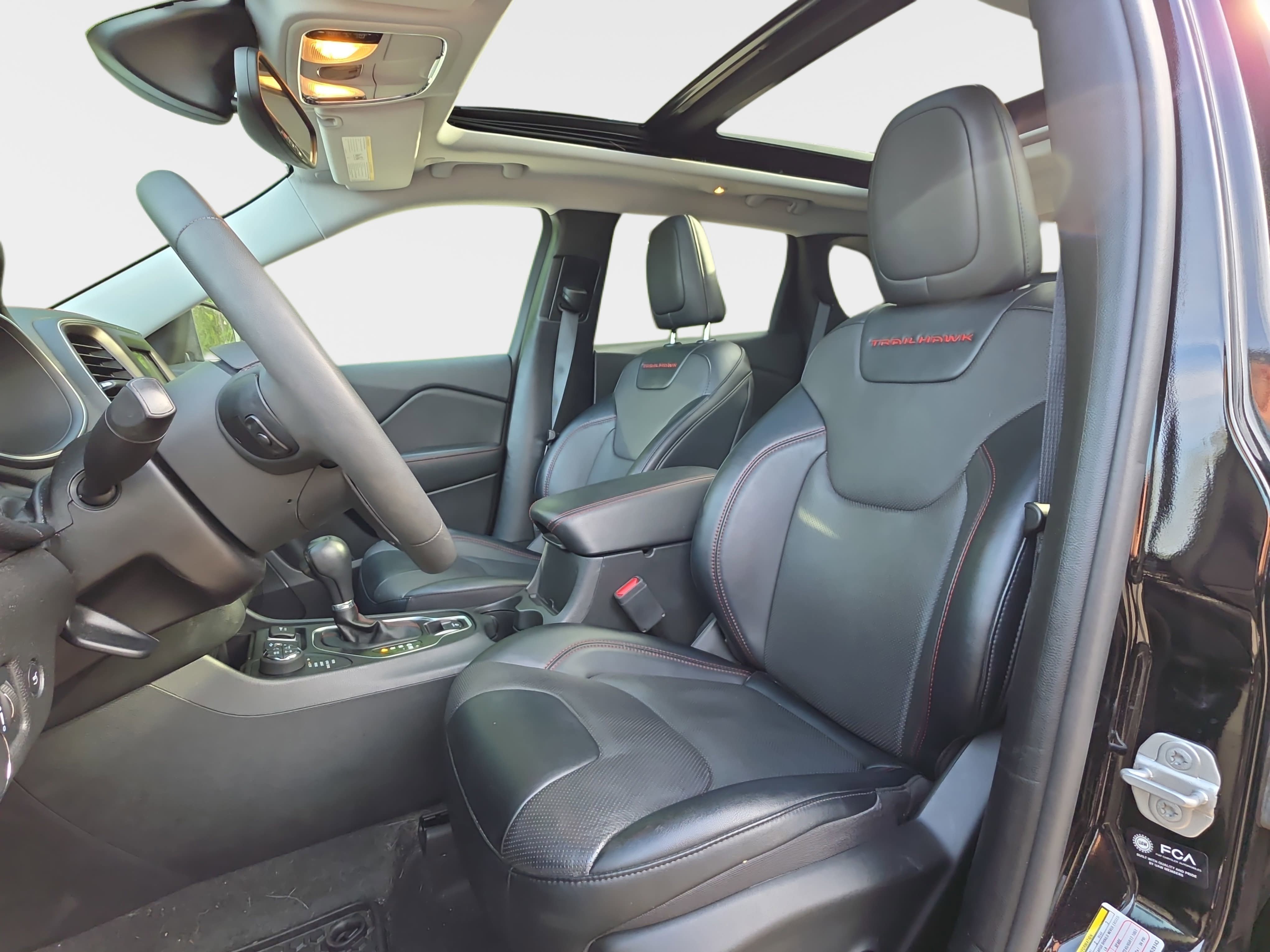 Used 2022 Jeep Cherokee Trailhawk w/ Sun, Sound & Nav Group image 5