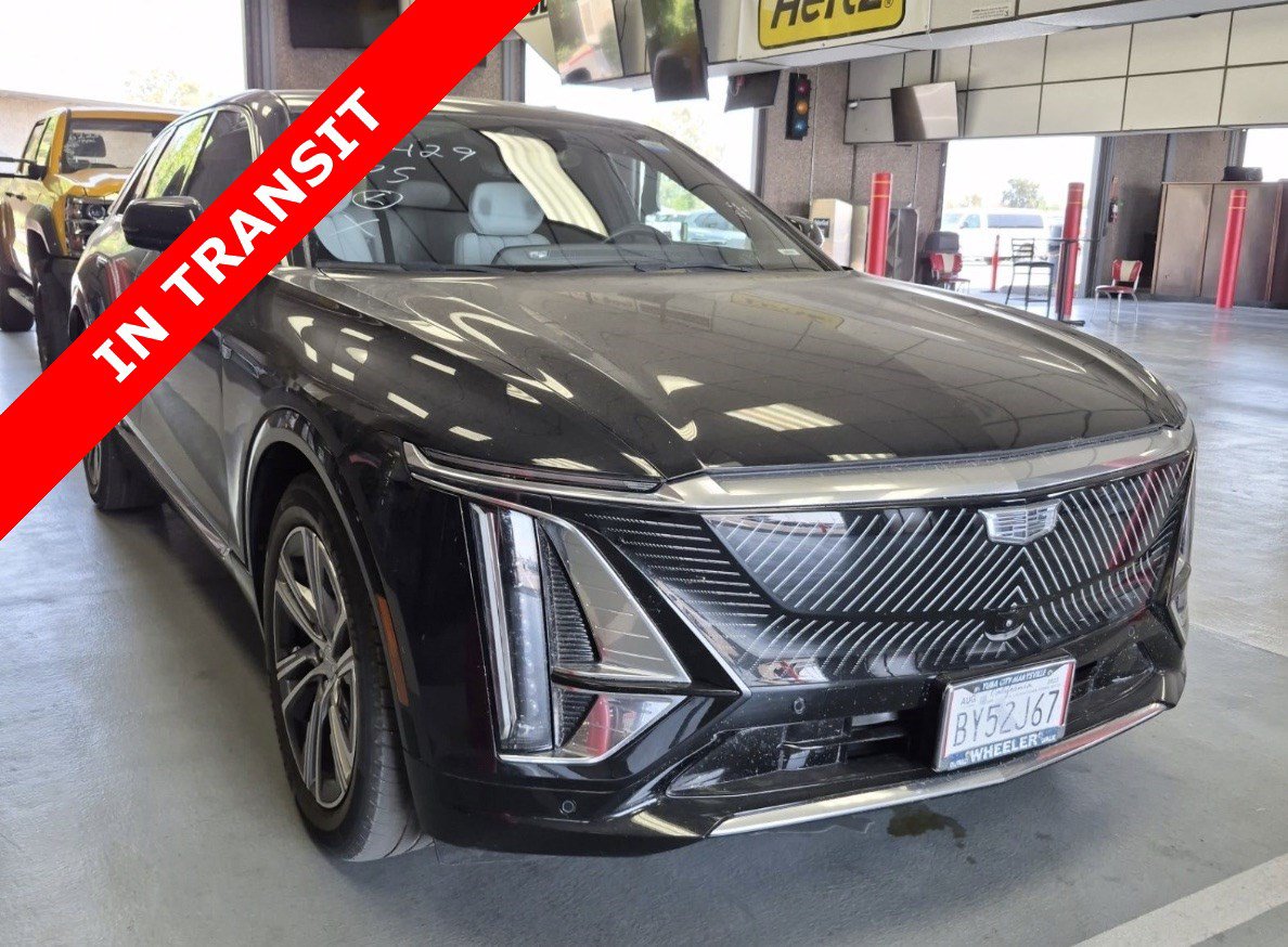 Used 2023 Cadillac Lyriq 2WD image 5