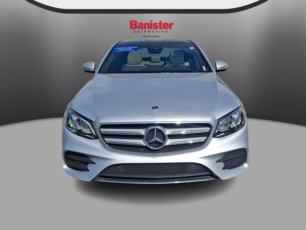 Used 2020 Mercedes-Benz E 350 4MATIC Sedan image 2