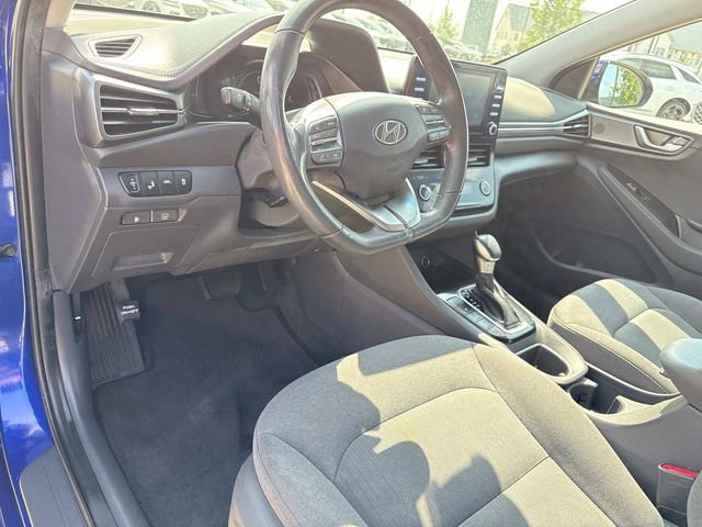 Used 2020 Hyundai Ioniq SE image 24
