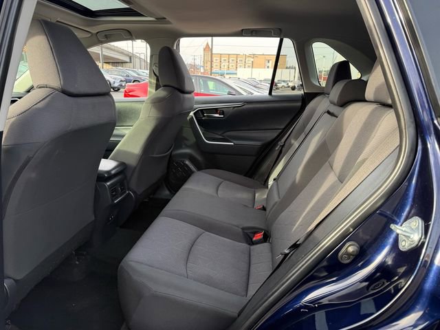Used 2019 Toyota RAV4 XLE w/ Carpet Mat Package image 27