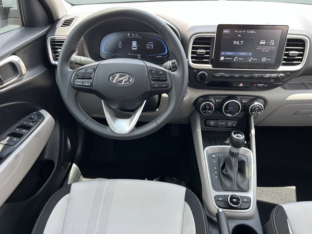 New 2026 Hyundai Venue SEL FWD image 18