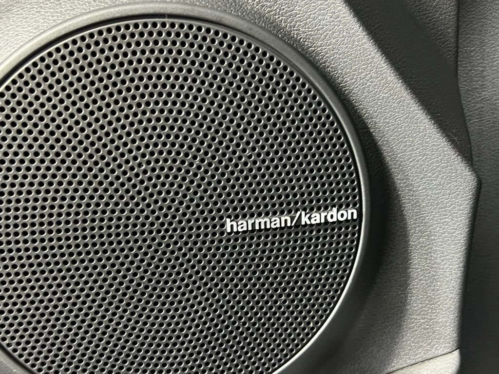 Used 2022 Hyundai Kona Limited w/ Cargo Package image 17