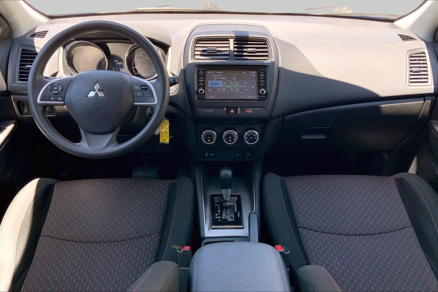 Used 2019 Mitsubishi Outlander Sport ES FWD image 16
