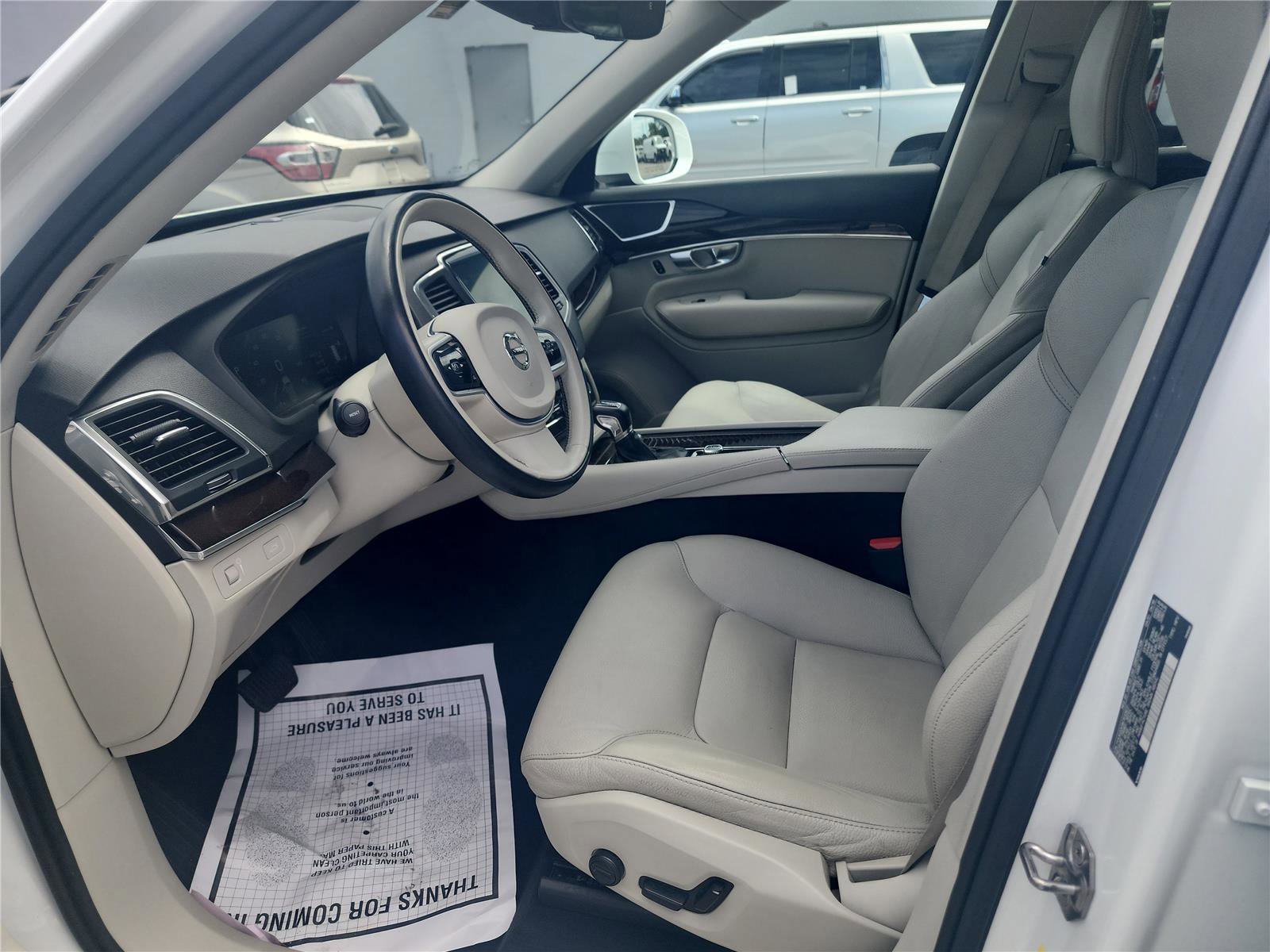 Used 2019 Volvo XC90 T5 Momentum image 15