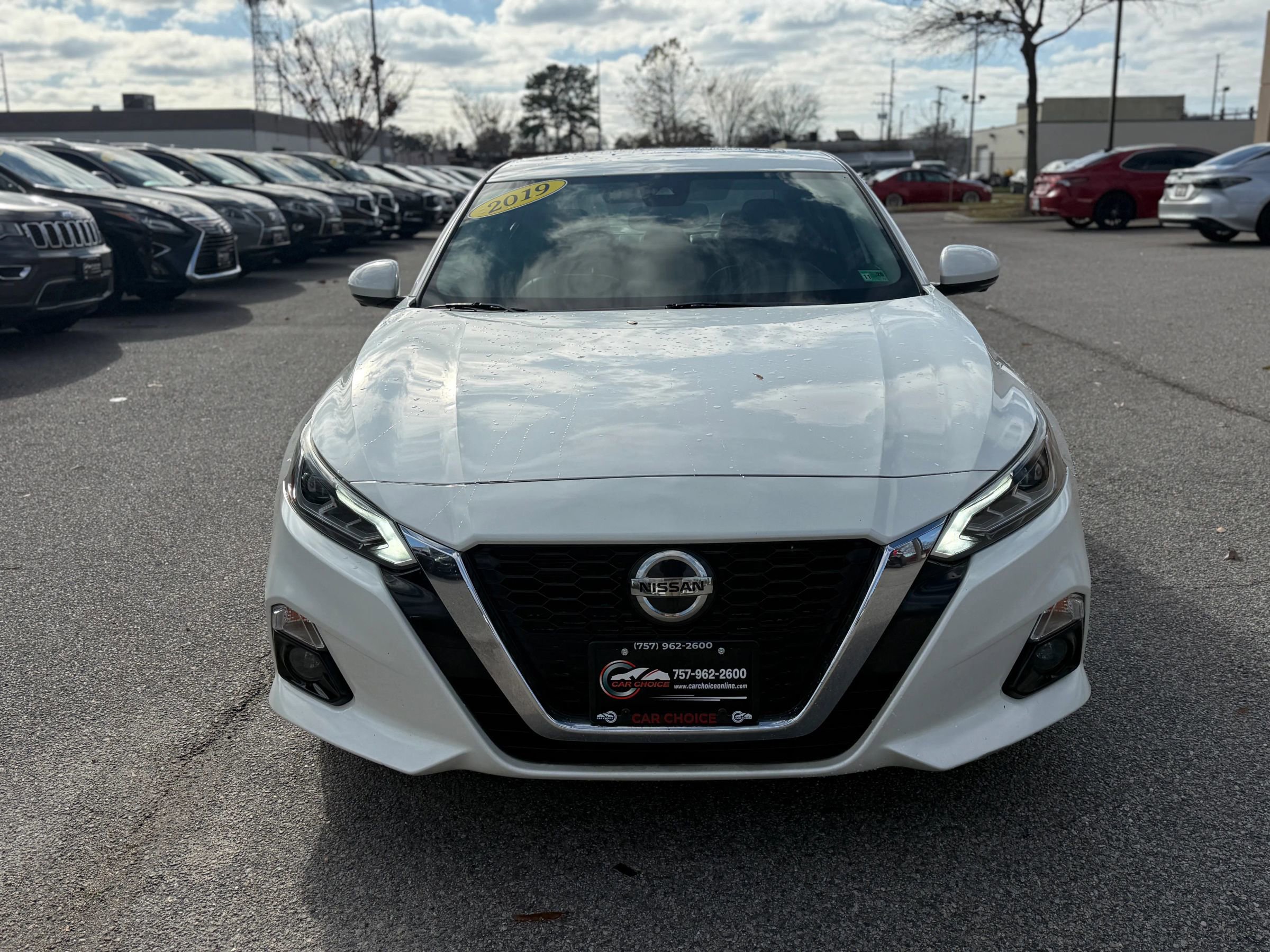 Used 2019 Nissan Altima 2.5 Platinum image 2
