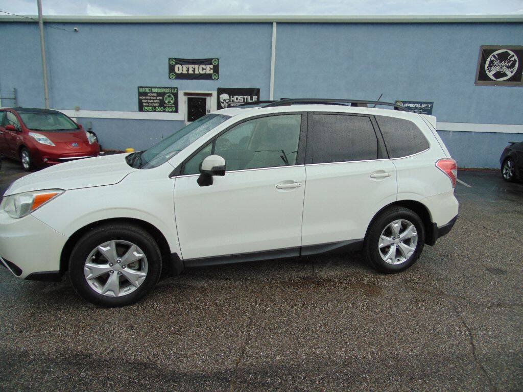 Used 2014 Subaru Forester 2.5i Touring AWD/4WD image 2