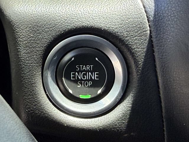 Certified 2024 GMC Yukon AT4 w/ Technology Package AWD/4WD image 24