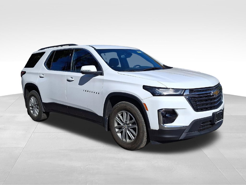 Used 2023 Chevrolet Traverse LT AWD/4WD image 1