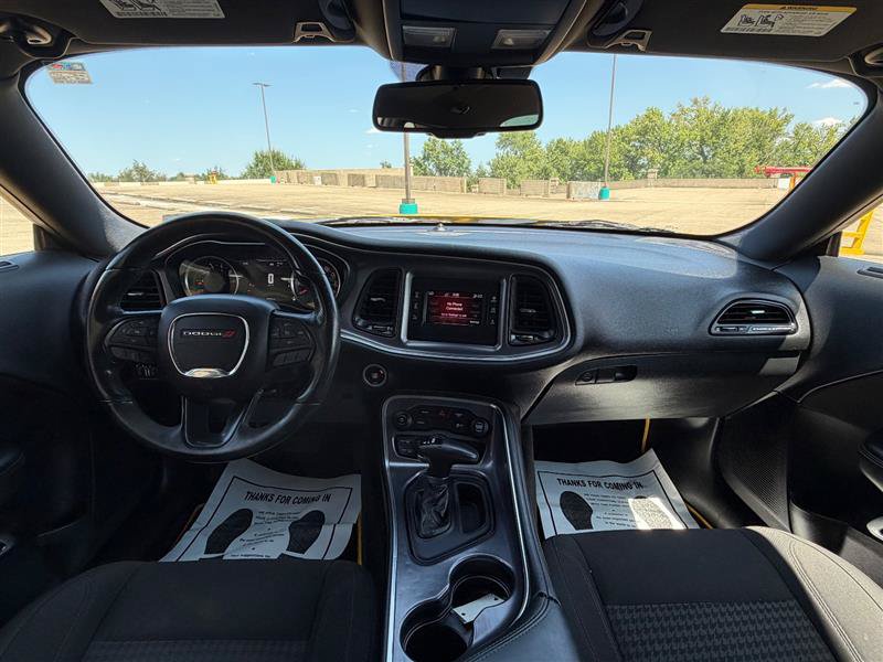 Used 2017 Dodge Challenger SXT RWD image 38