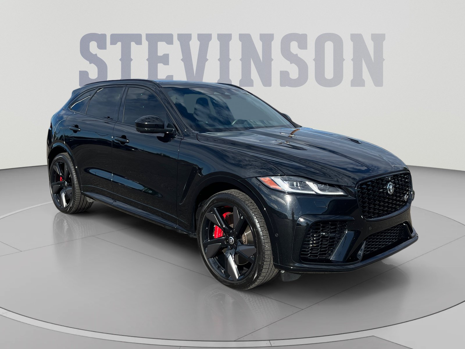 Used 2024 Jaguar F-PACE SVR AWD/4WD image 7