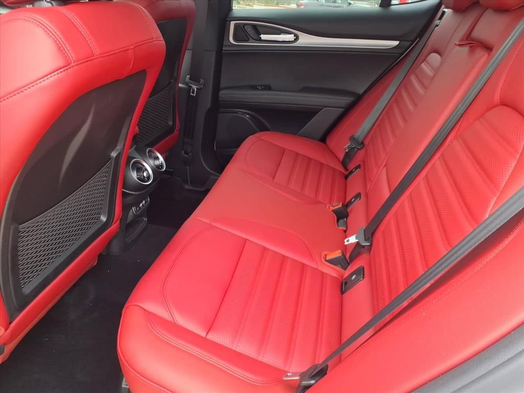 New 2025 Alfa Romeo Stelvio Sprint w/ Convenience Package AWD/4WD image 10