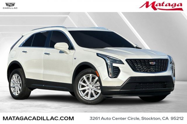 Certified 2023 Cadillac XT4 Luxury w/ Cold Weather Package image 1