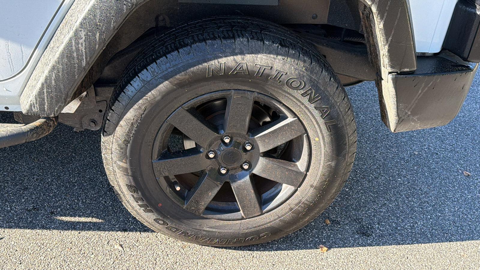 Used 2014 Jeep Wrangler Unlimited Sahara AWD/4WD image 12