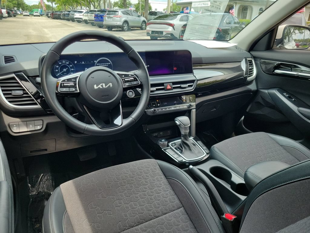 Used 2024 Kia Seltos S FWD image 10