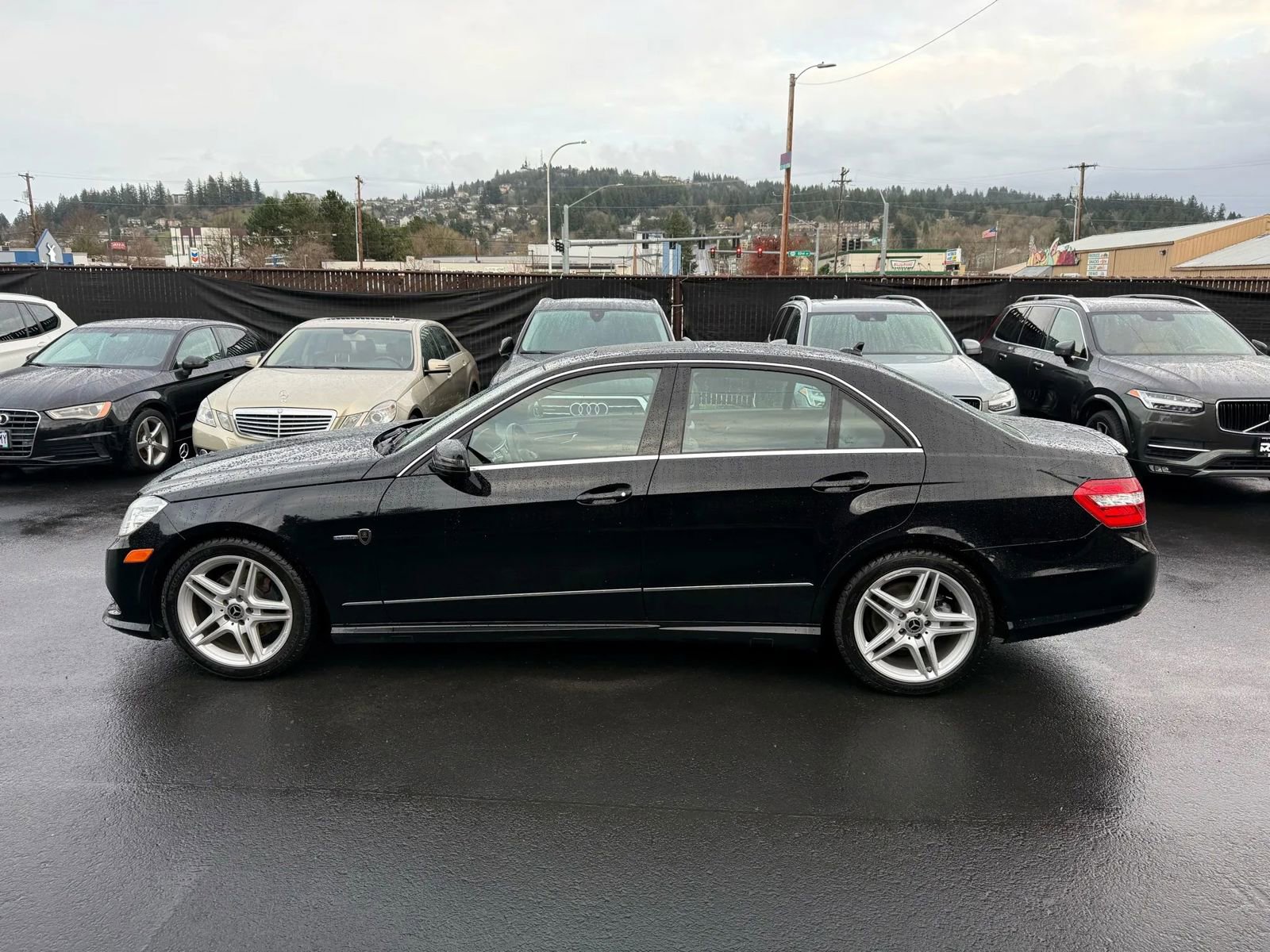 Used 2012 Mercedes-Benz E 350 Sedan image 7