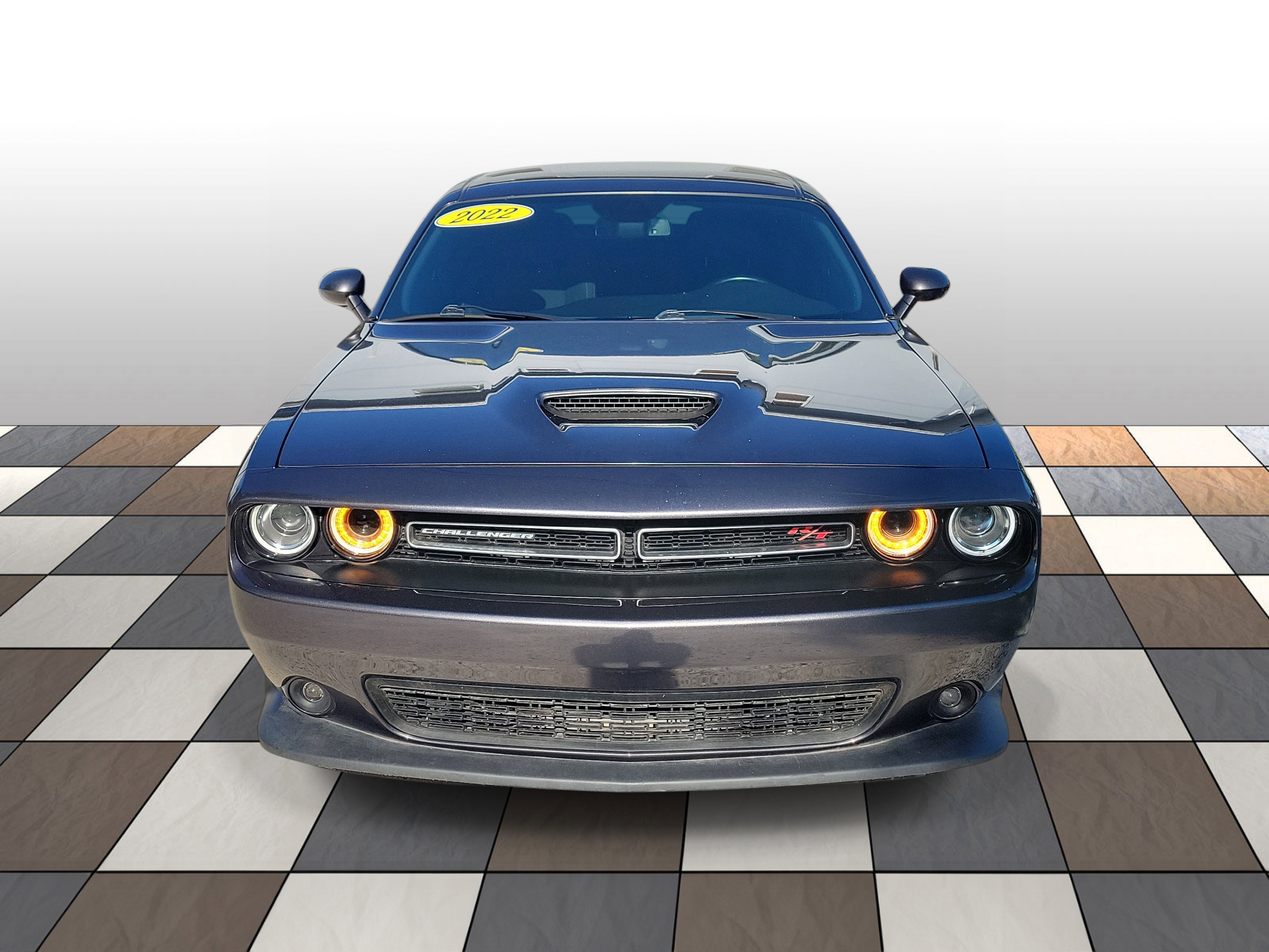 Used 2022 Dodge Challenger R/T image 2