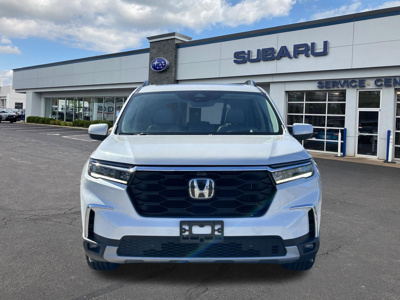 Used 2023 Honda Pilot Elite image 2