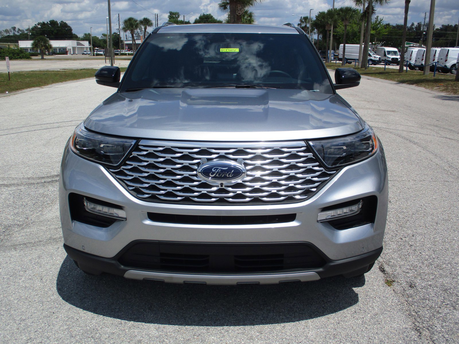 New 2024 Ford Explorer Platinum w/ Technology Package AWD/4WD image 2