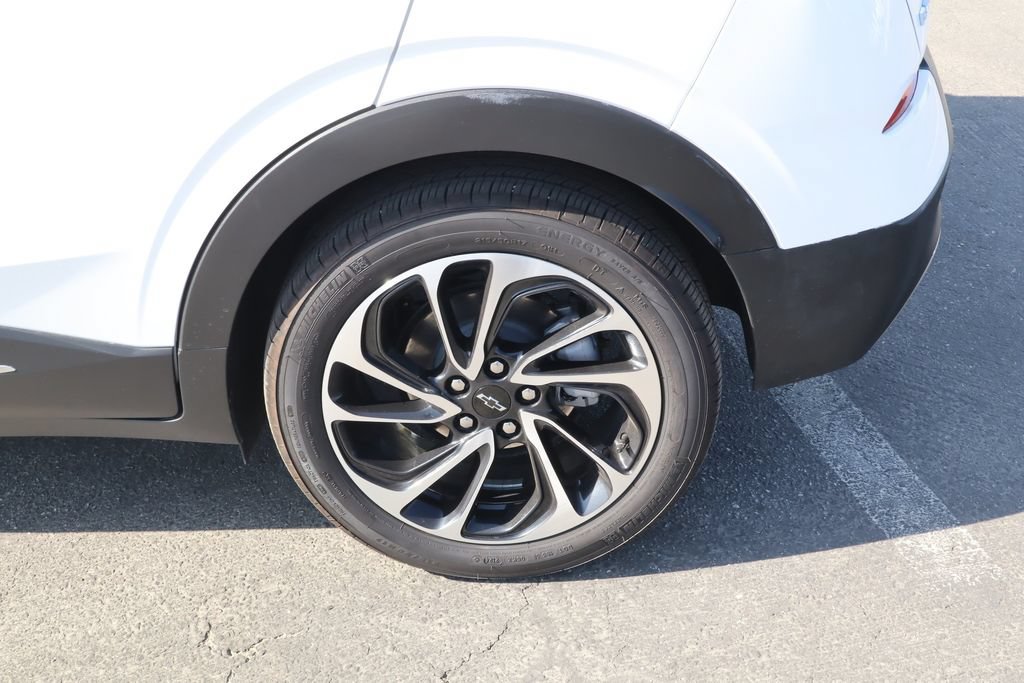 Used 2023 Chevrolet Bolt EUV Premier w/ Super Cruise Package FWD image 13
