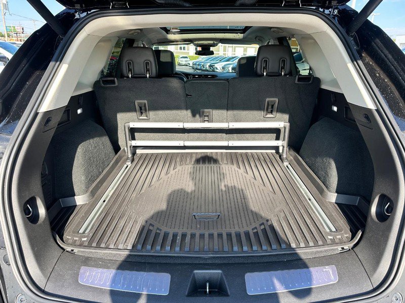 Used 2019 Cadillac XT5 Luxury w/ LPO, Radiant Package image 5