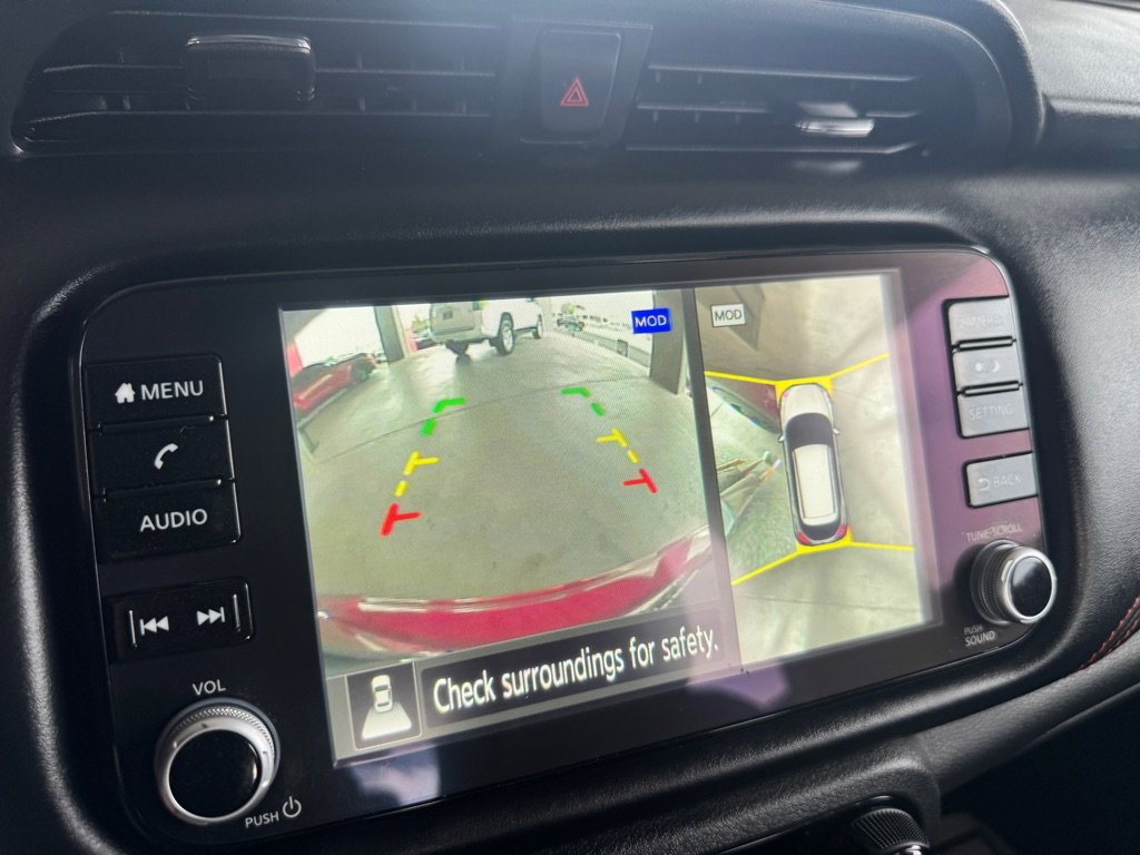 Used 2023 Nissan Kicks SR image 15