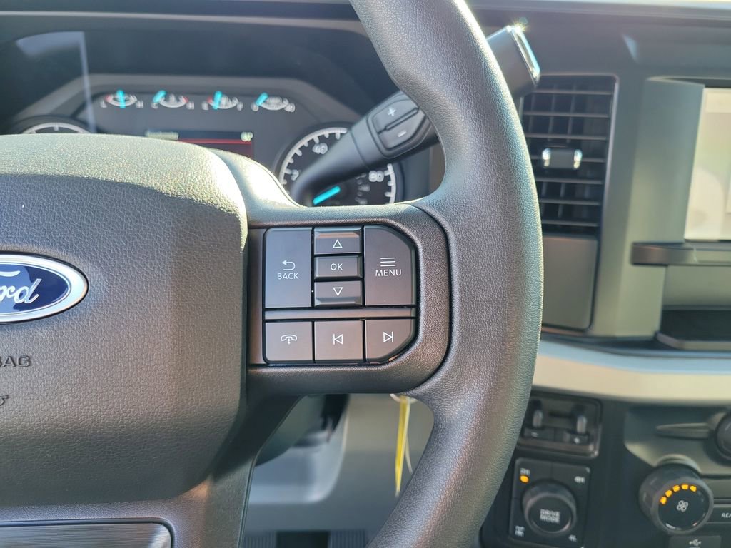 New 2026 Ford F350 XL w/ XL Chrome Package image 26