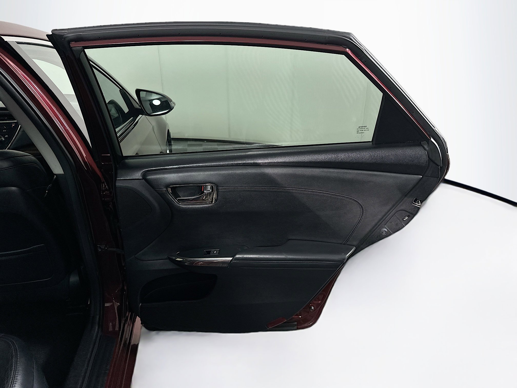 Used 2013 Toyota Avalon XLE Touring image 29