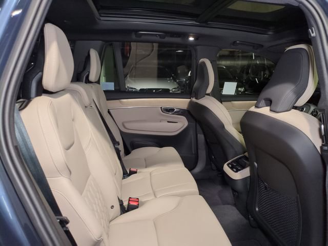 New 2026 Volvo XC90 B6 Plus w/ Protection Package Premier image 28