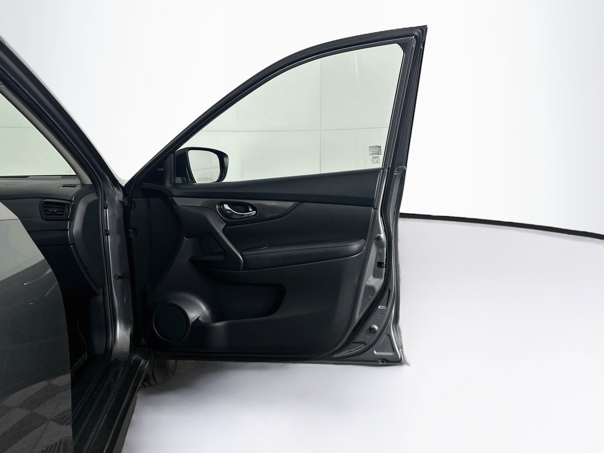 Used 2019 Nissan Rogue SV FWD image 33