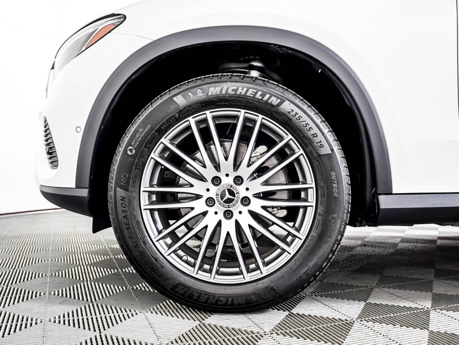 Certified 2026 Mercedes-Benz GLC 300 image 6