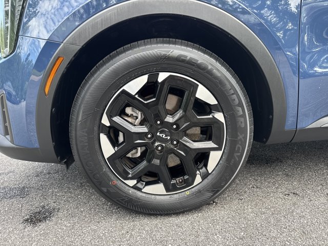 Used 2024 Kia Sorento S w/ Panoramic Sunroof Package FWD image 11