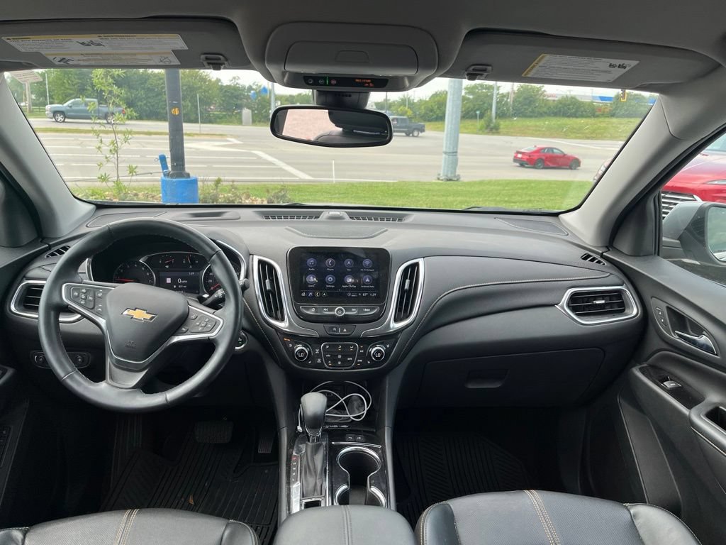 Used 2023 Chevrolet Equinox Premier FWD image 5