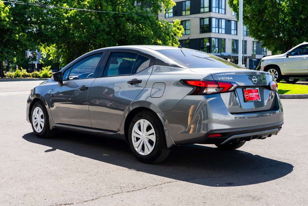 Used 2025 Nissan Versa S w/ Trunk Package FWD image 4