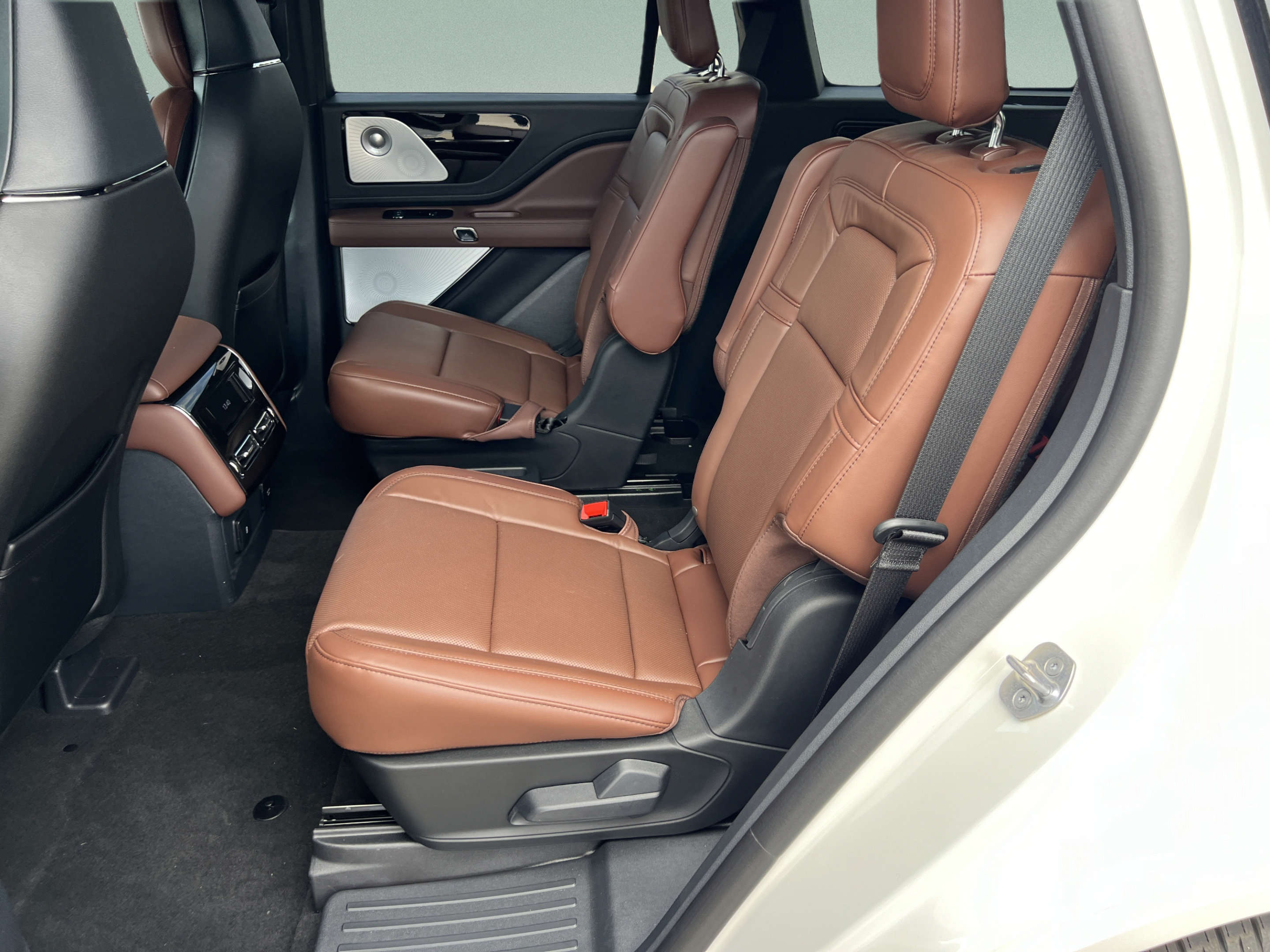 New 2027 Lincoln Aviator Reserve AWD/4WD image 23